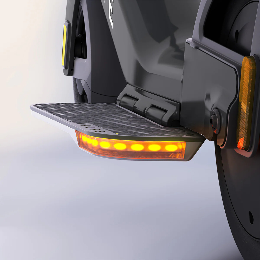 Advance Noir (Pure Electric)